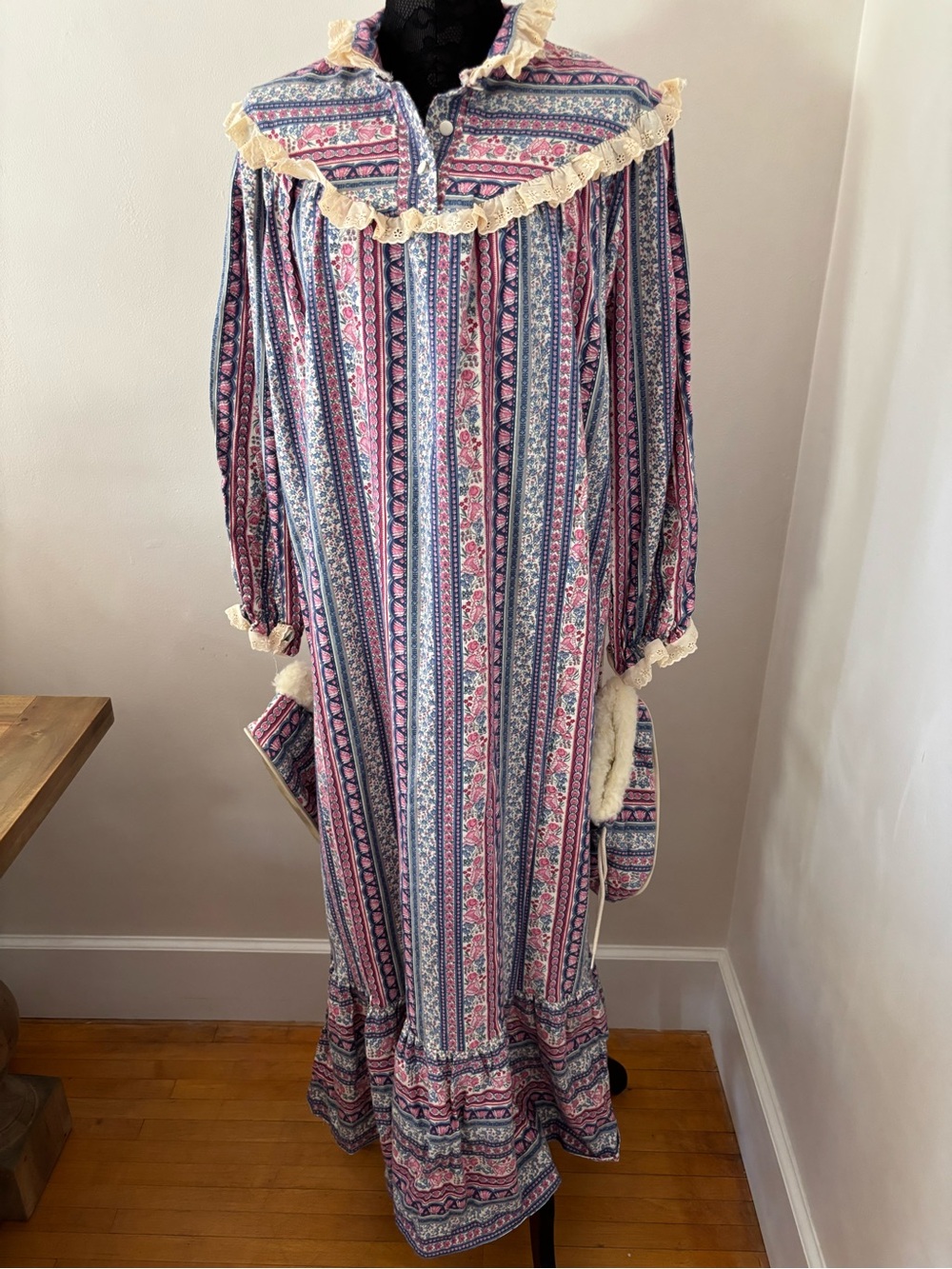 Adorable Lingerie Inc vintage flannel nightgown